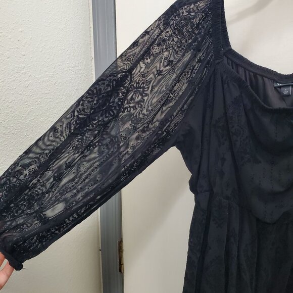 Torrid Black Flocked Mesh Square Neck Puff Sleeve Peasant Top Goth Boho Plus 1 - Picture 3 of 9